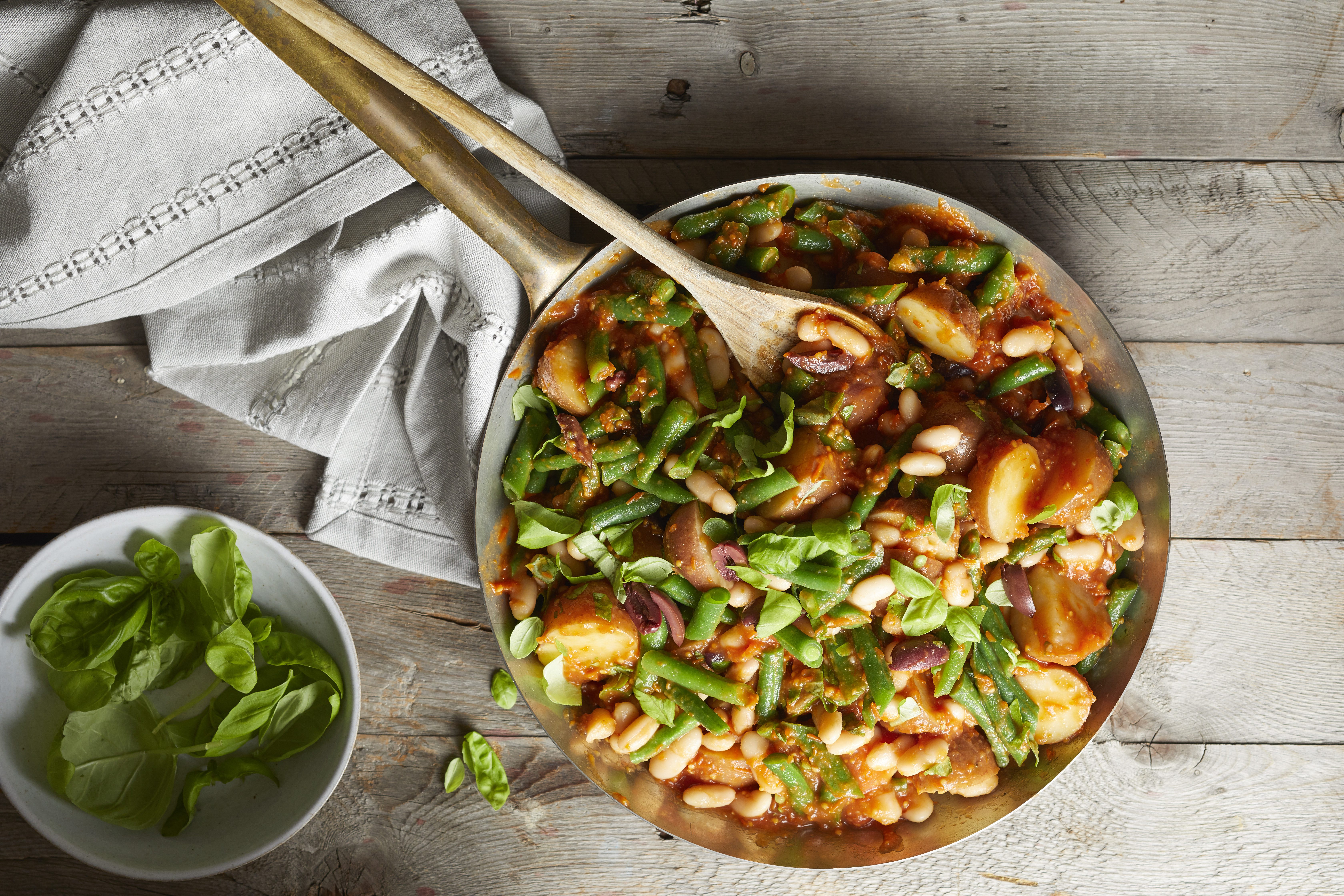 Mediterranean Green Beans and Potato Toss